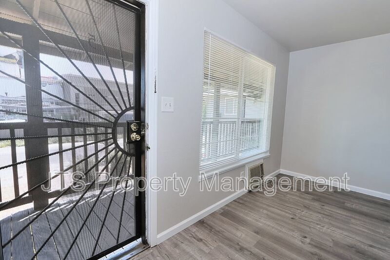 Updated Upstairs 1 Bedroom Across the Street from UC Davis! property image