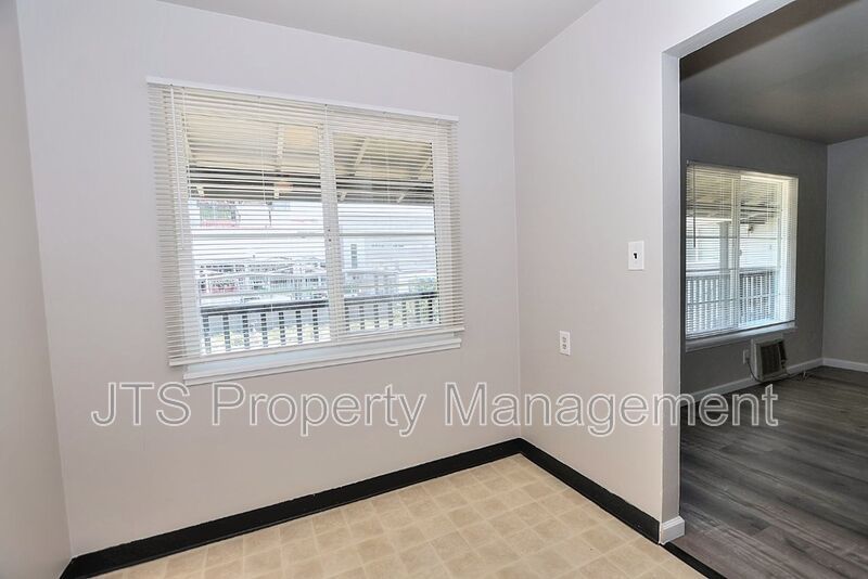 Updated Upstairs 1 Bedroom Across the Street from UC Davis! property image