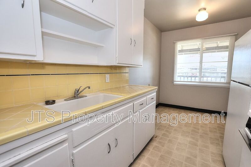 Updated Upstairs 1 Bedroom Across the Street from UC Davis! property image