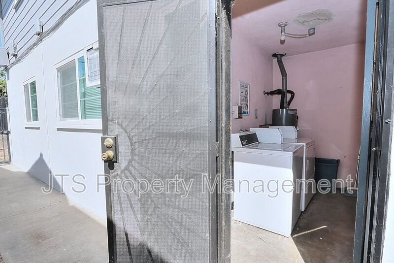 Updated Upstairs 1 Bedroom Across the Street from UC Davis! property image