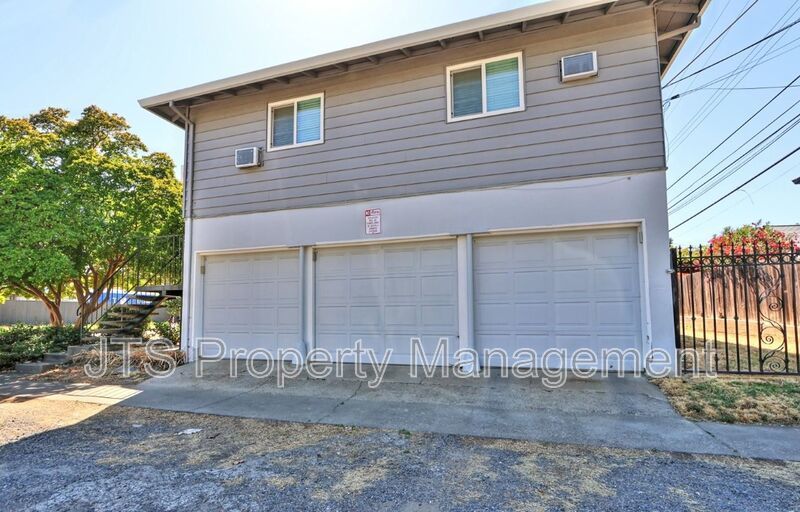 Updated Upstairs 1 Bedroom Across the Street from UC Davis! property image