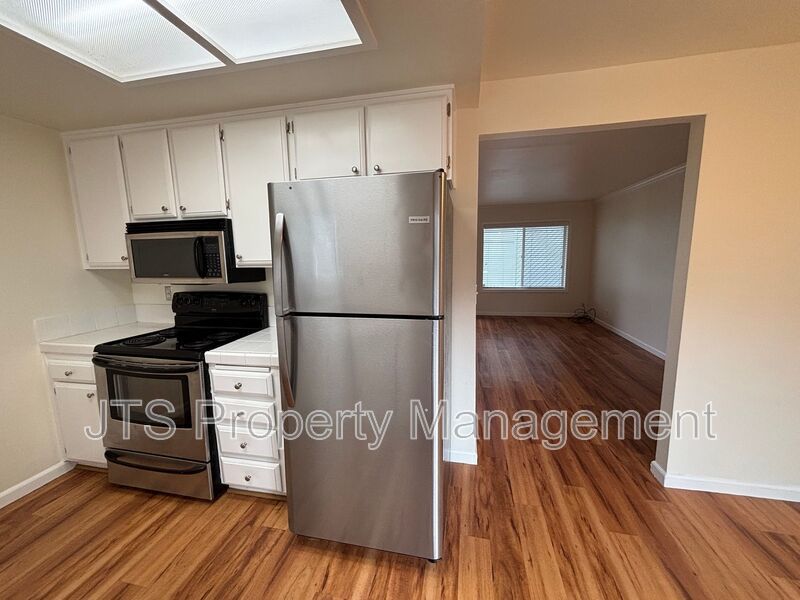 Condo For Rent Steps From Community Pool! property image