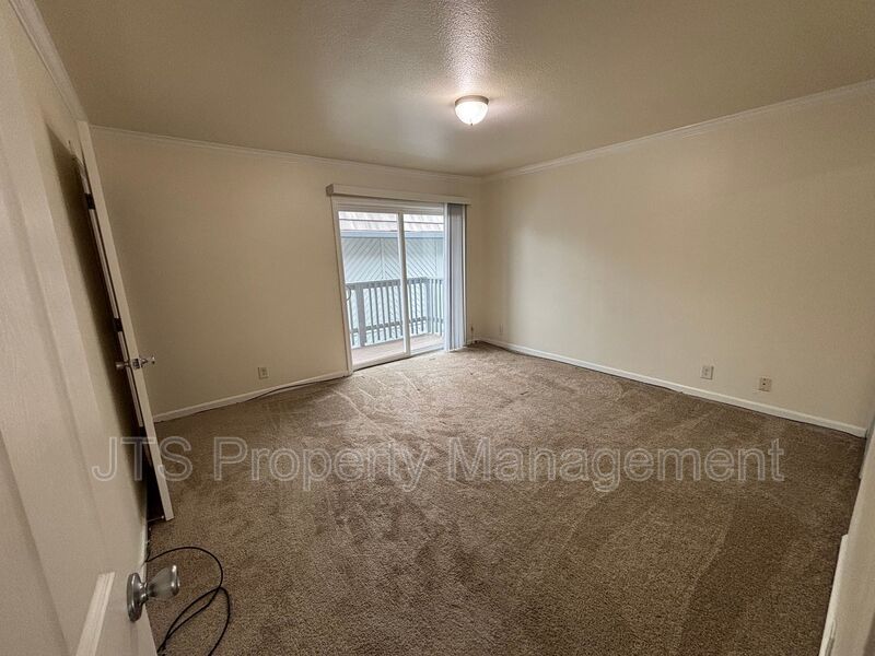 Condo For Rent Steps From Community Pool! property image