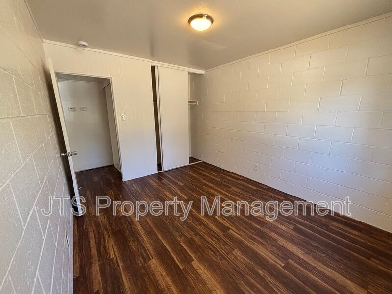 Cozy 2 bed 1 bath Unit in South Tahoe Park! property image