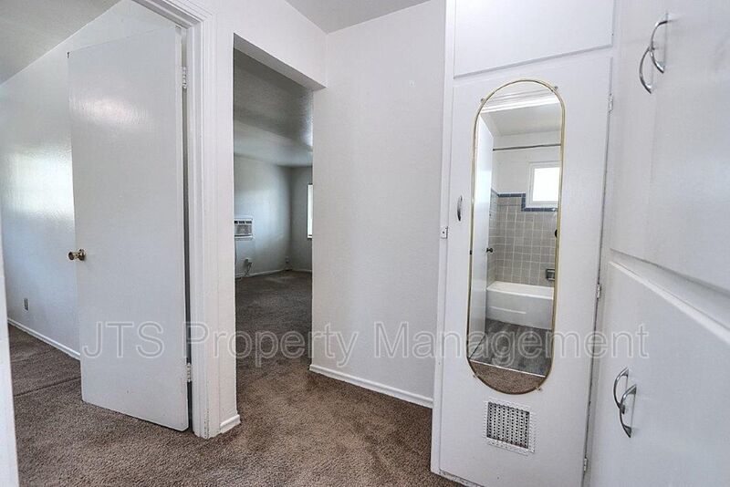 Upper Level Apartment Across From UC Davis Medical Center! property image