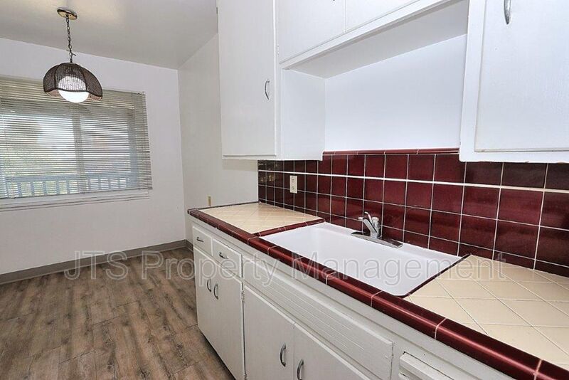 Upper Level Apartment Across From UC Davis Medical Center! property image