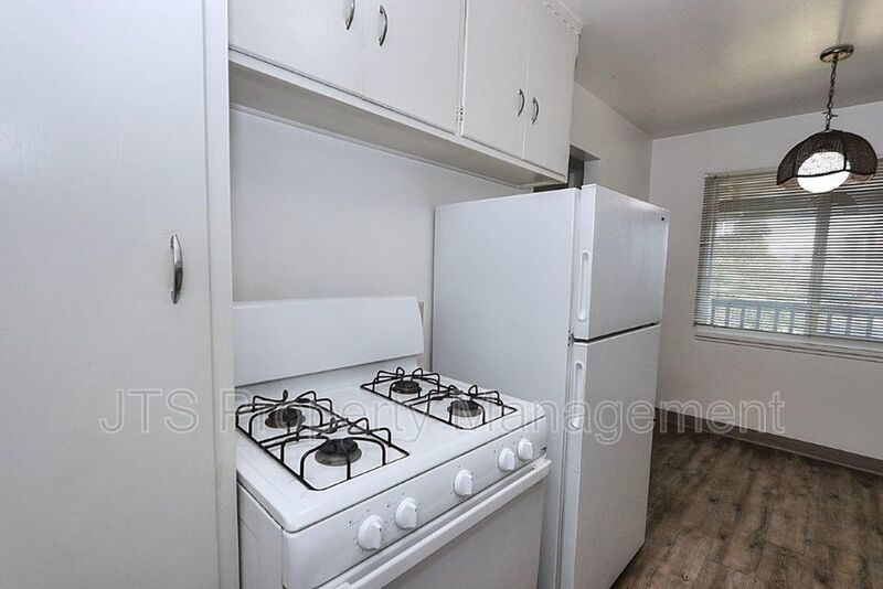Upper Level Apartment Across From UC Davis Medical Center! property image