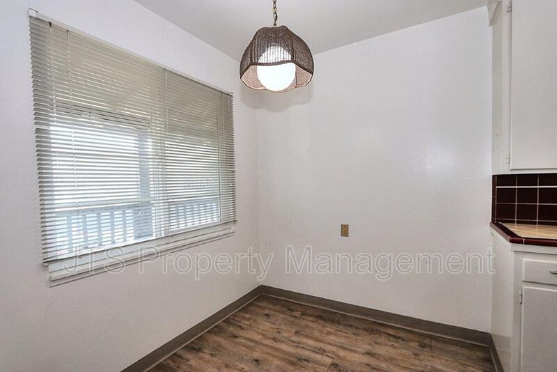 Upper Level Apartment Across From UC Davis Medical Center! property image