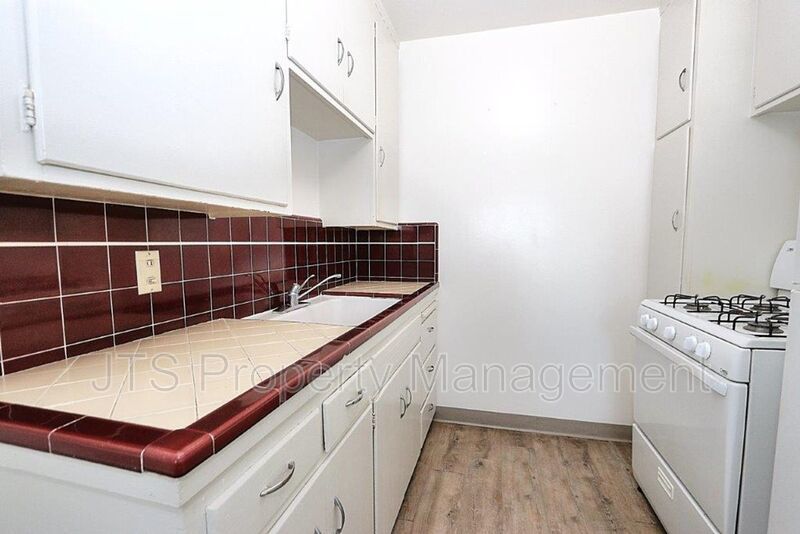 Upper Level Apartment Across From UC Davis Medical Center! property image