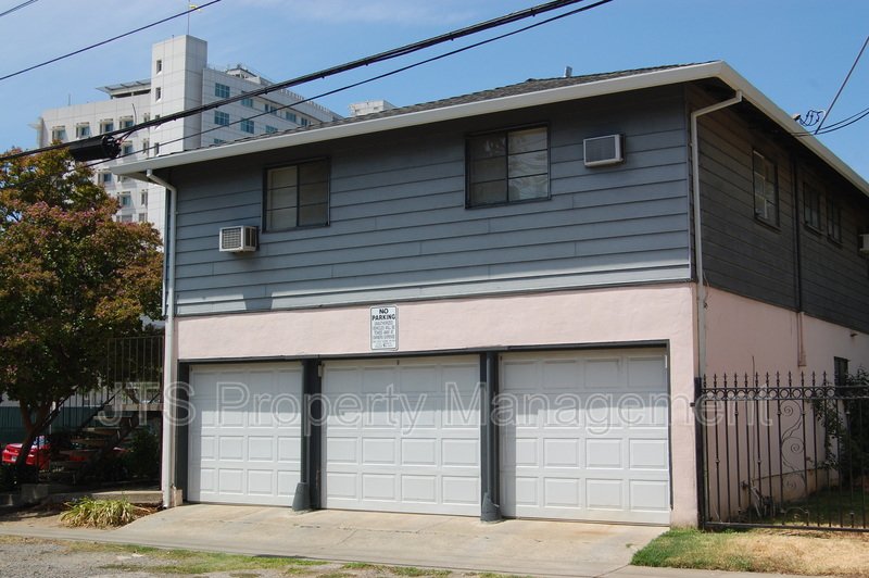Upper Level Apartment Across From UC Davis Medical Center! property image