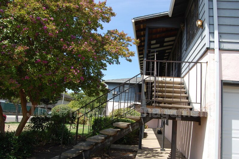 Upper Level Apartment Across From UC Davis Medical Center! property image