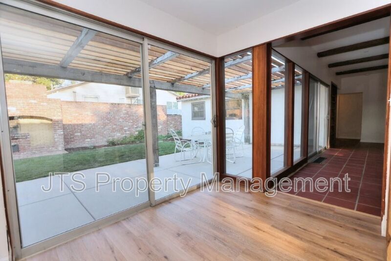 Newly Remodeled Home in Lincoln for Rent Now! property image