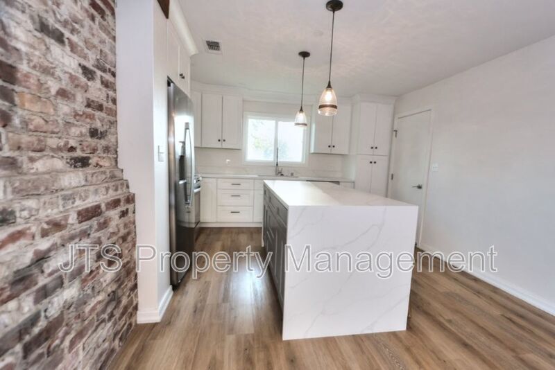 Newly Remodeled Home in Lincoln for Rent Now! property image