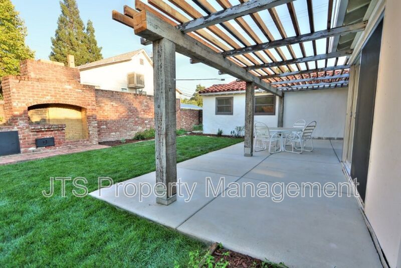 Newly Remodeled Home in Lincoln for Rent Now! property image