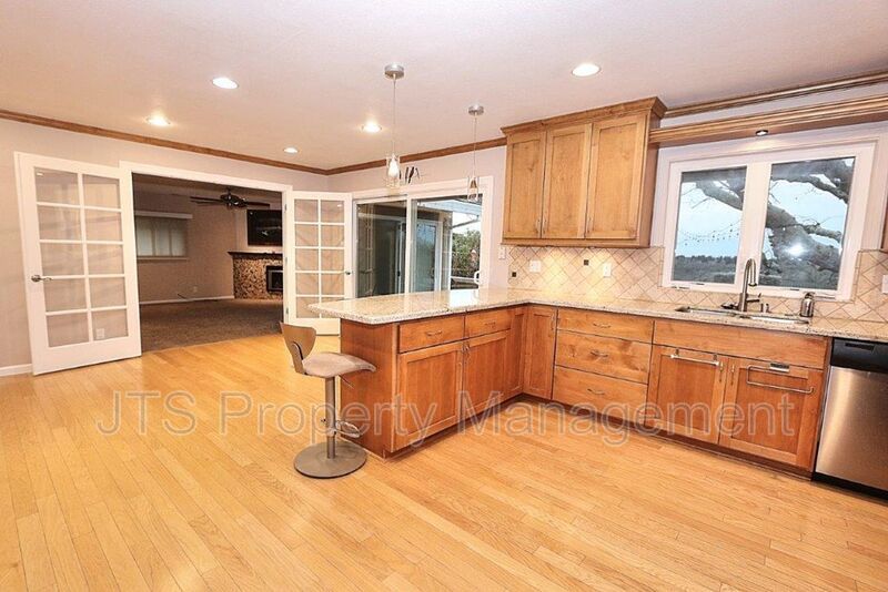Fair Oaks Beauty off Winding Way- Available Soon! property image