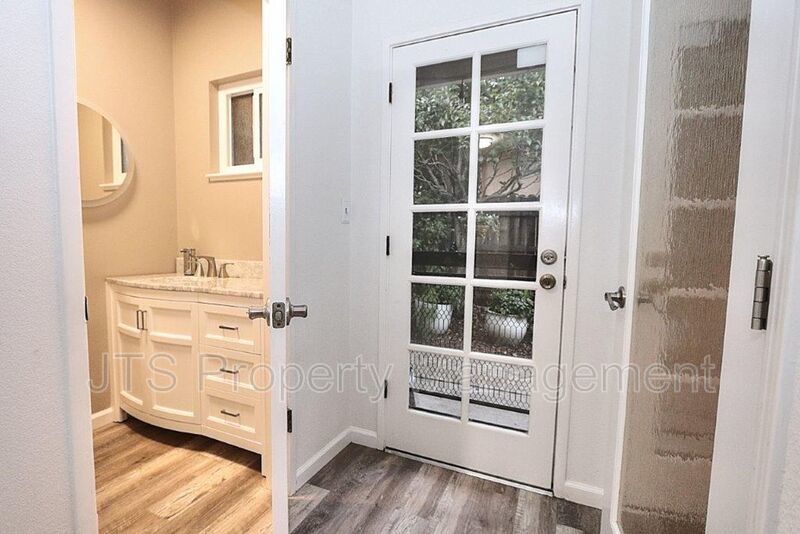 Fair Oaks Beauty off Winding Way- Available Soon! property image