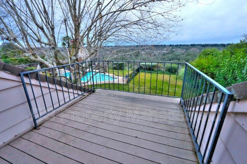 Fair Oaks Beauty off Winding Way- Available Soon! property image