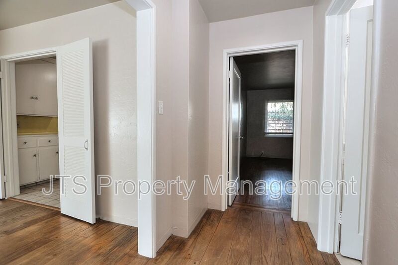 Nice 2 bed Duplex Coming Available Now! property image