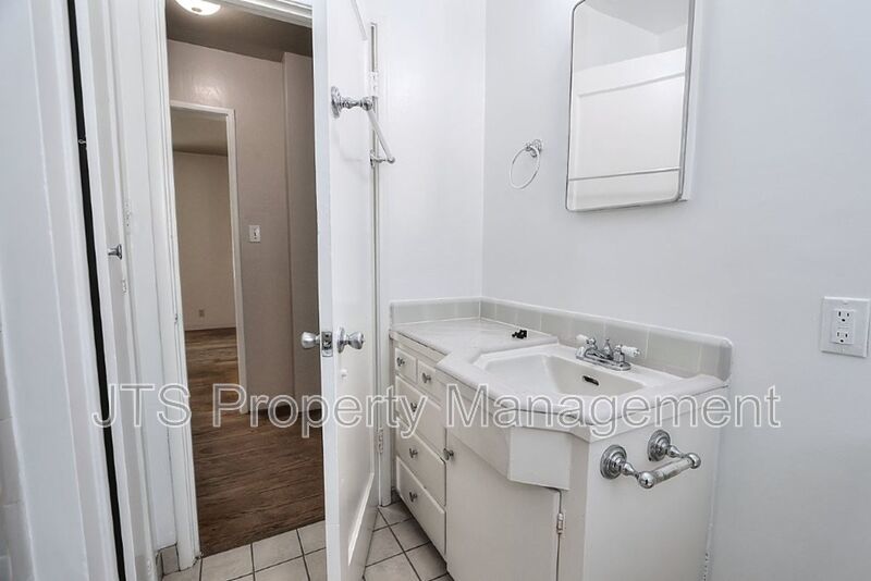 Nice 2 bed Duplex Coming Available Now! property image