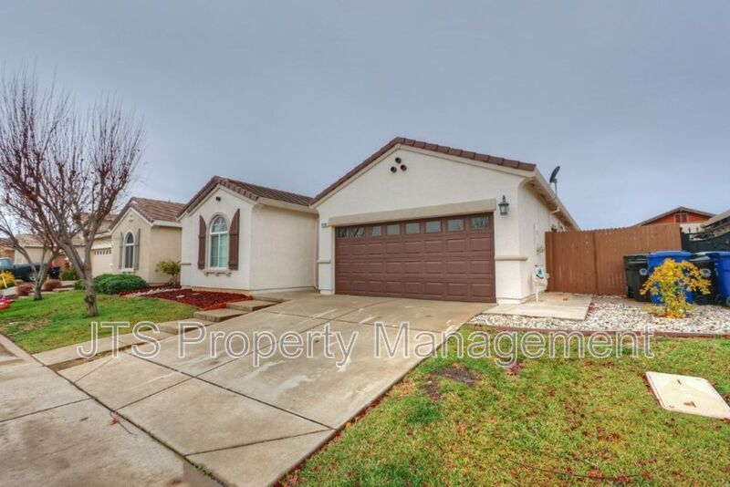 Gorgeous Single Story Home in Sunridge Park! property image