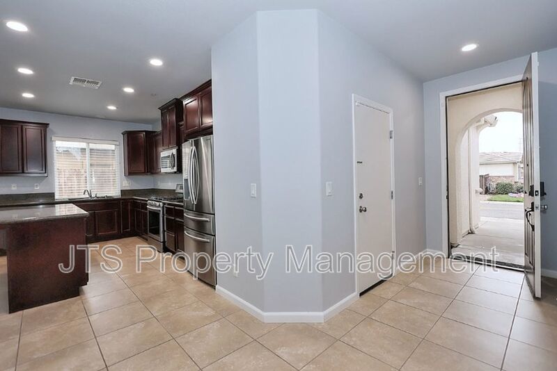 Gorgeous Single Story Home in Sunridge Park! property image