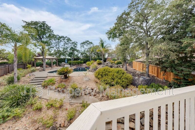 Luxury El Dorado Hills Estate with Resort-Style Backyard property image