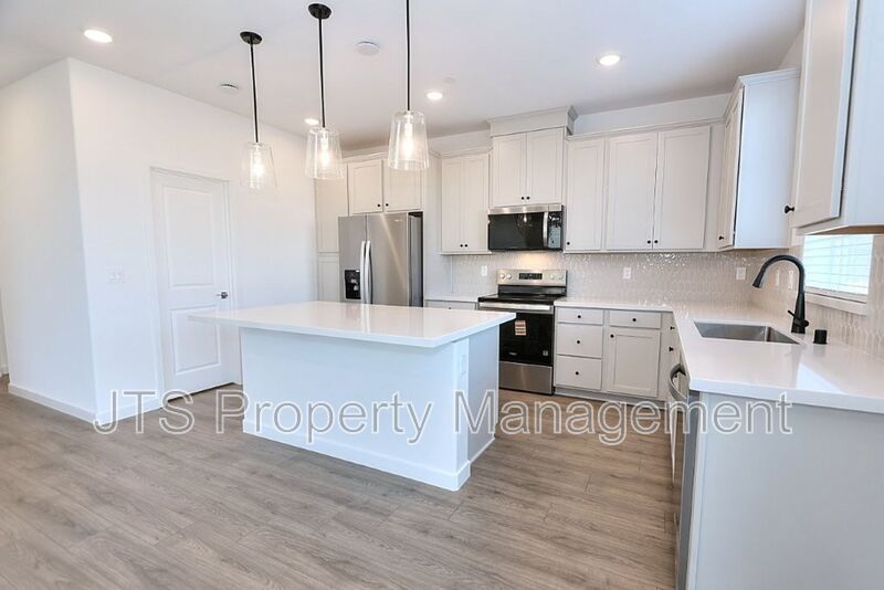 Beautiful West Roseville New Construction Home for Rent Now! property image
