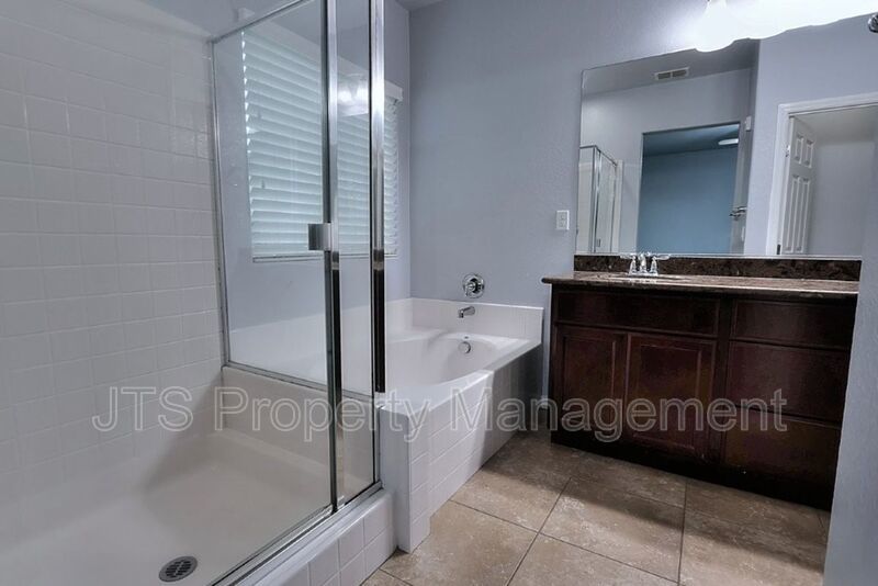 Gorgeous Single Story Home in Sunridge Park! property image