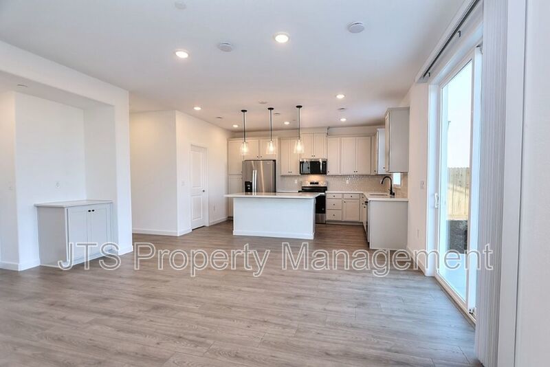 Beautiful West Roseville New Construction Home for Rent Now! property image