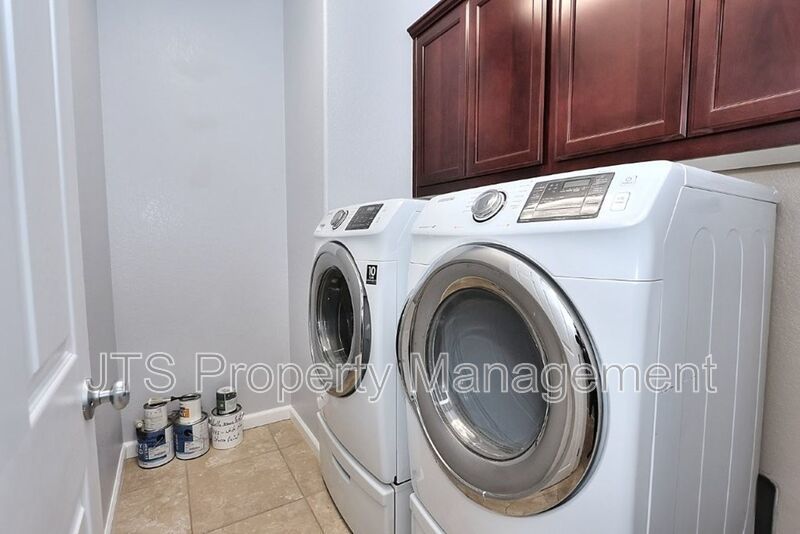 Gorgeous Single Story Home in Sunridge Park! property image
