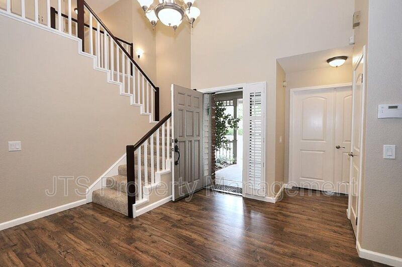 Incredible Gold River Home Steps from the American River Bike Trail! property image