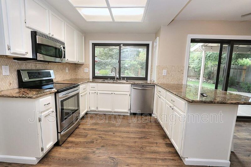 Incredible Gold River Home Steps from the American River Bike Trail! property image