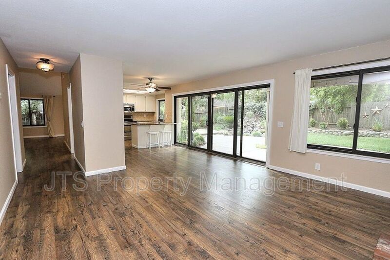 Incredible Gold River Home Steps from the American River Bike Trail! property image