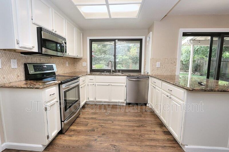 Incredible Gold River Home Steps from the American River Bike Trail! property image