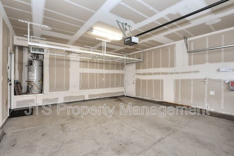Gorgeous Single Story Home in Sunridge Park! property image