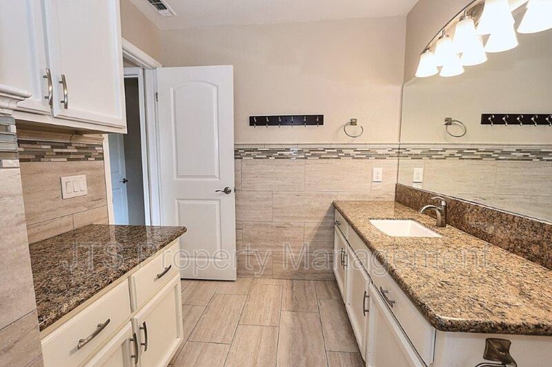 Incredible Gold River Home Steps from the American River Bike Trail! property image