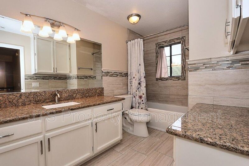 Incredible Gold River Home Steps from the American River Bike Trail! property image
