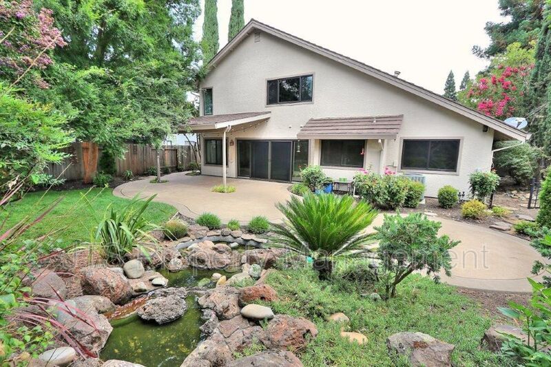 Incredible Gold River Home Steps from the American River Bike Trail! property image