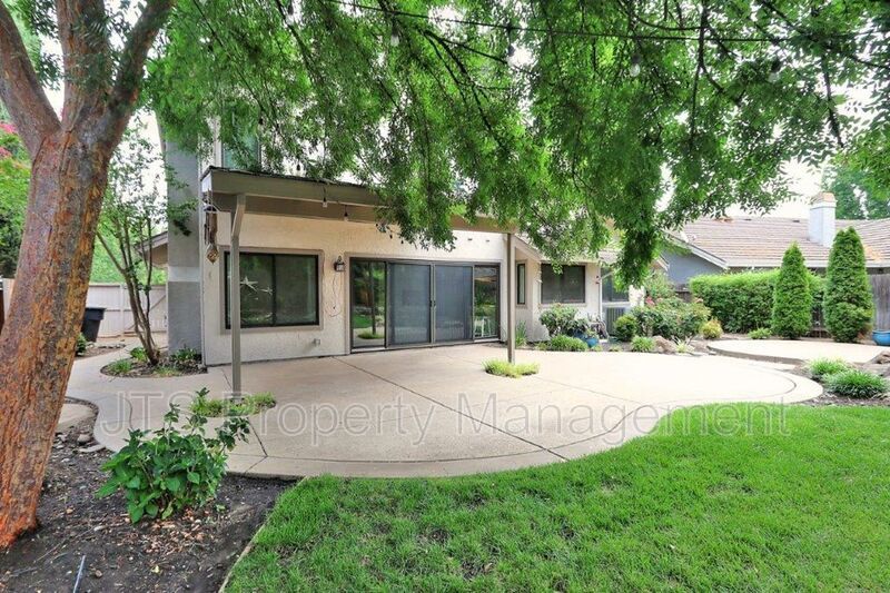 Incredible Gold River Home Steps from the American River Bike Trail! property image