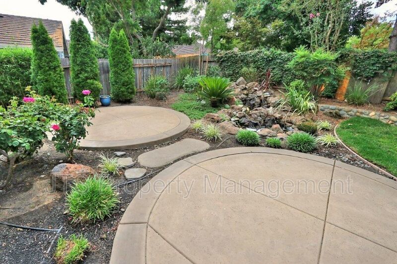 Incredible Gold River Home Steps from the American River Bike Trail! property image