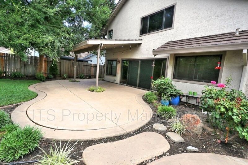 Incredible Gold River Home Steps from the American River Bike Trail! property image
