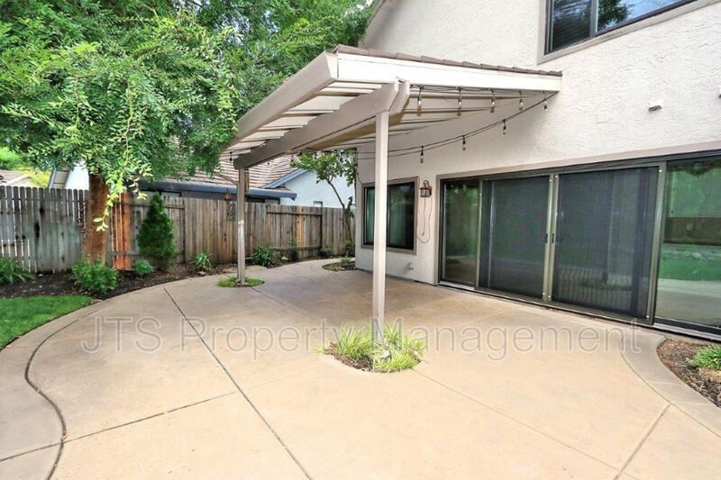 Incredible Gold River Home Steps from the American River Bike Trail! property image