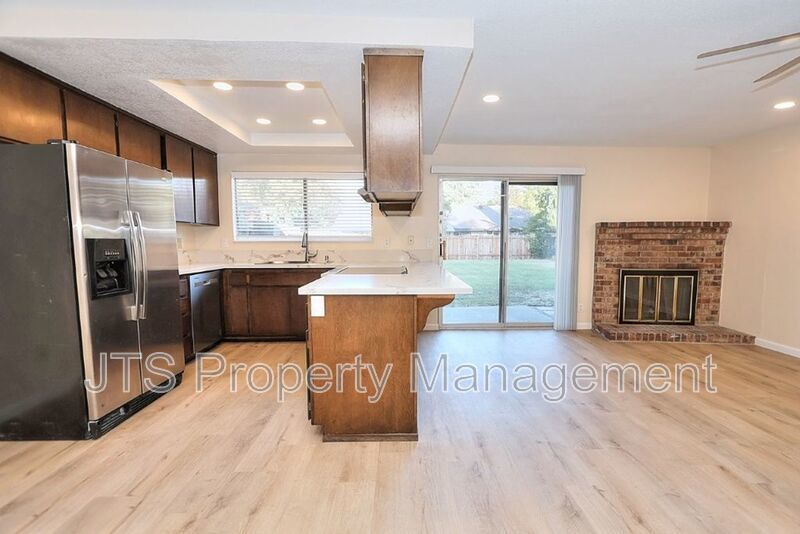 Updated Home With an Expansive Backyard! property image