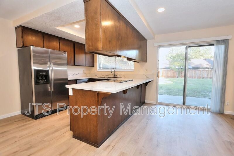 Updated Home With an Expansive Backyard! property image