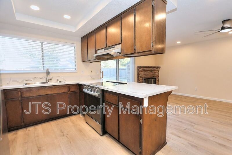 Updated Home With an Expansive Backyard! property image
