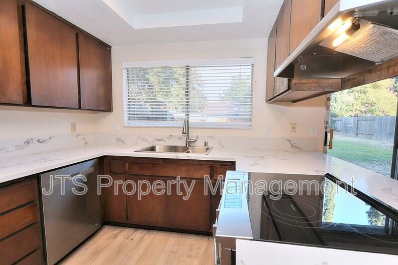 Updated Home With an Expansive Backyard! property image