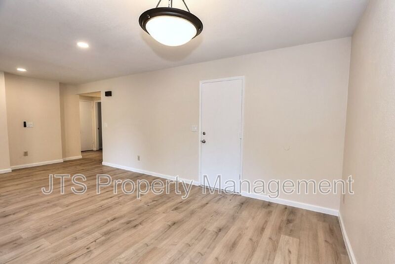 Updated Home With an Expansive Backyard! property image