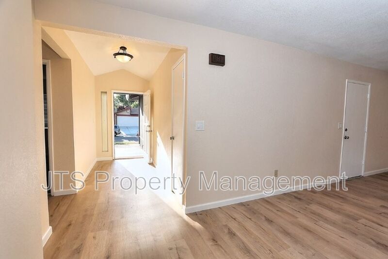 Updated Home With an Expansive Backyard! property image