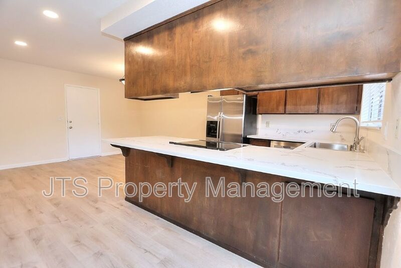 Updated Home With an Expansive Backyard! property image