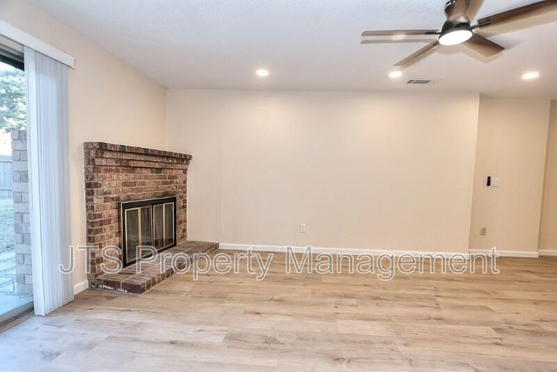 Updated Home With an Expansive Backyard! property image